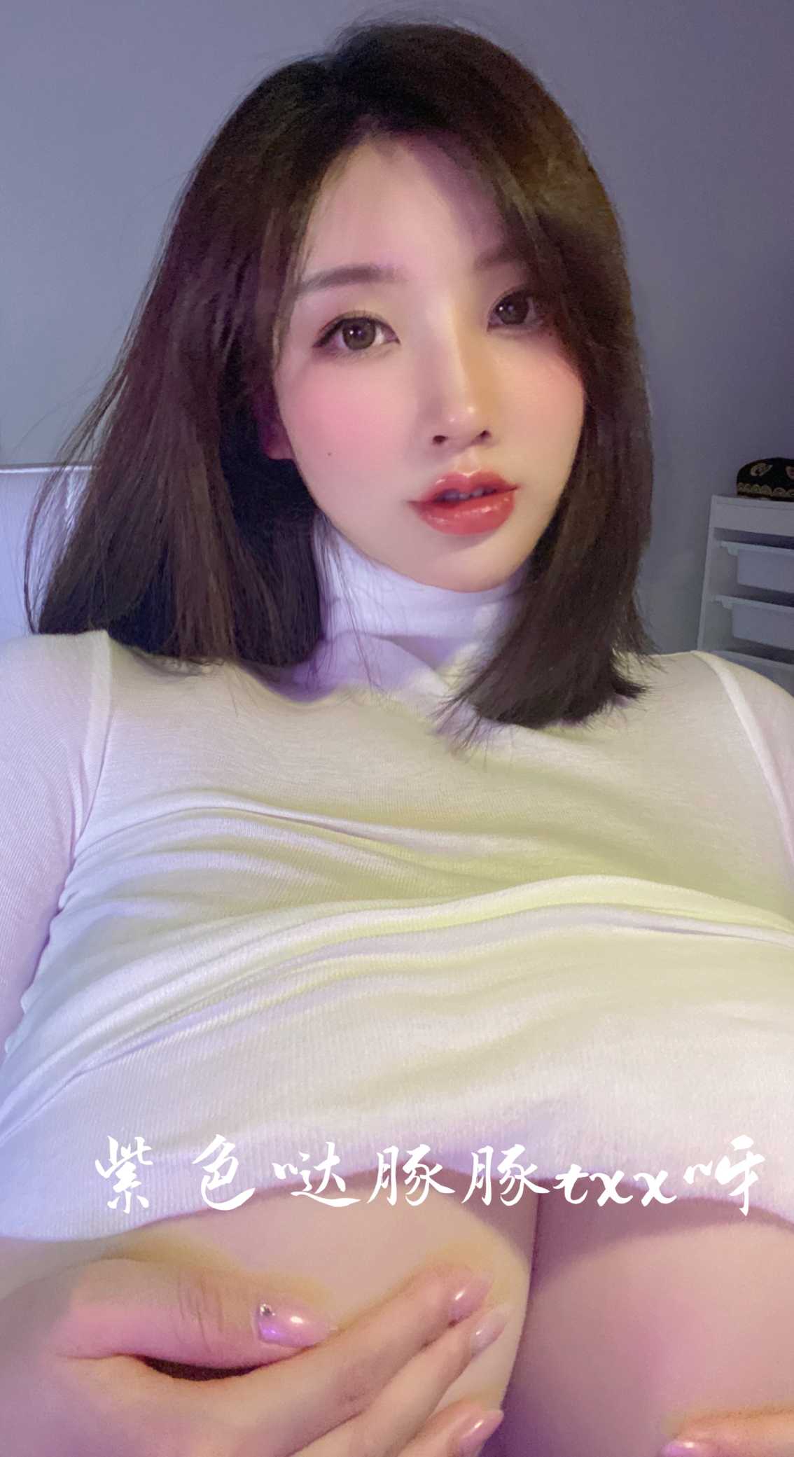 童小芯 – 微信朋友圈系列套图&amp;视频