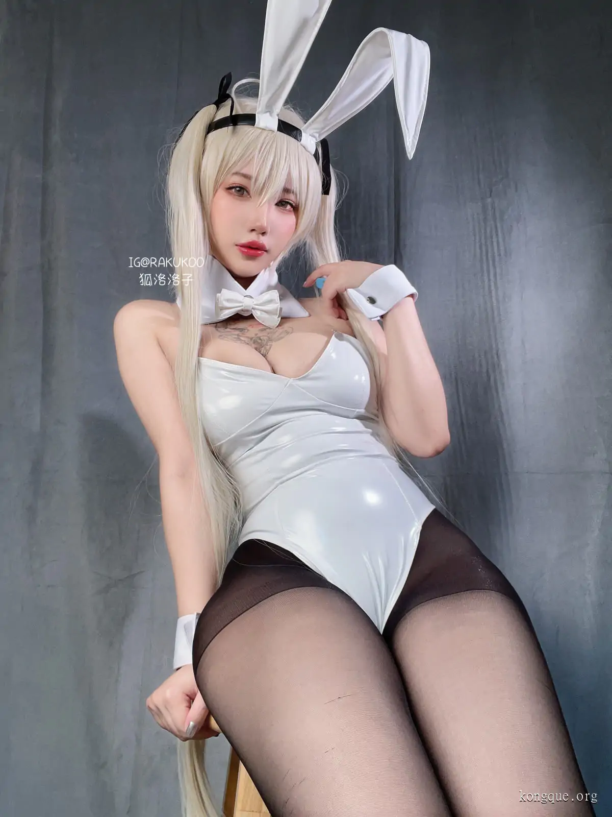 狐洛洛子 – 全套12期[4.9G-2025.8]