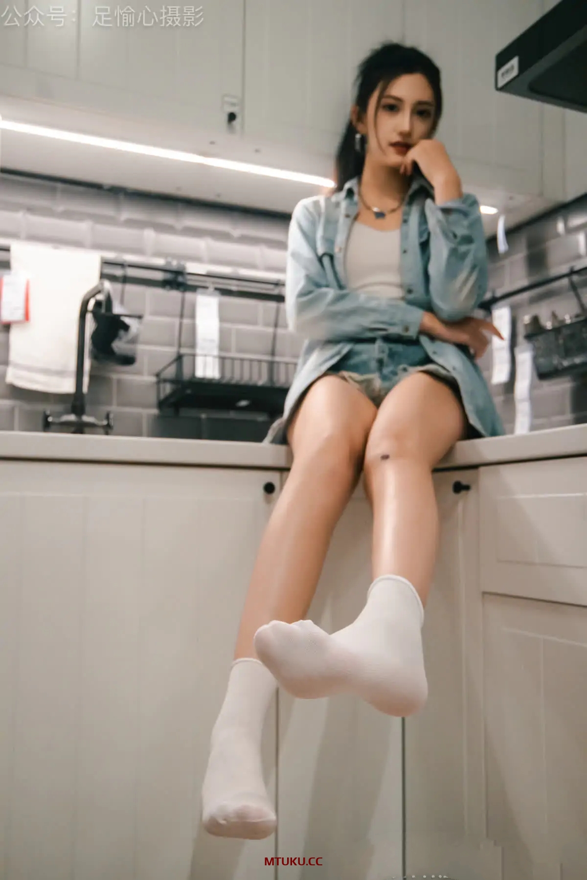 足愉心 – 少女美足美图视频27套[357G-2025.11]
