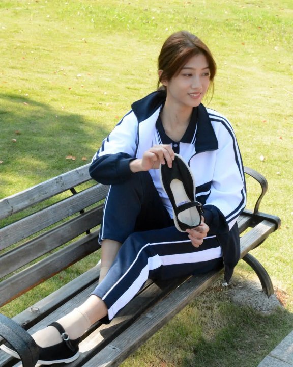 爱月下 – 美足美图视频9套[71G-2026.02]